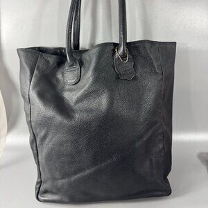 ILI New York Toronto Black Leather Large Tote Bag